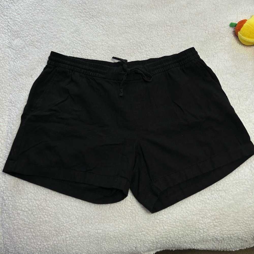 Old Navy Linen shorts